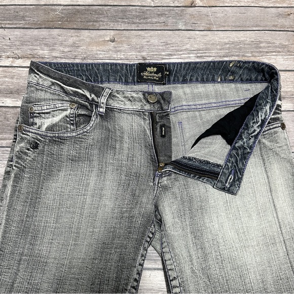 Akademiks Washed Out Black Gray Purple Embroidery Low Rise Bermuda Jean Short 34 - Picture 3 of 12